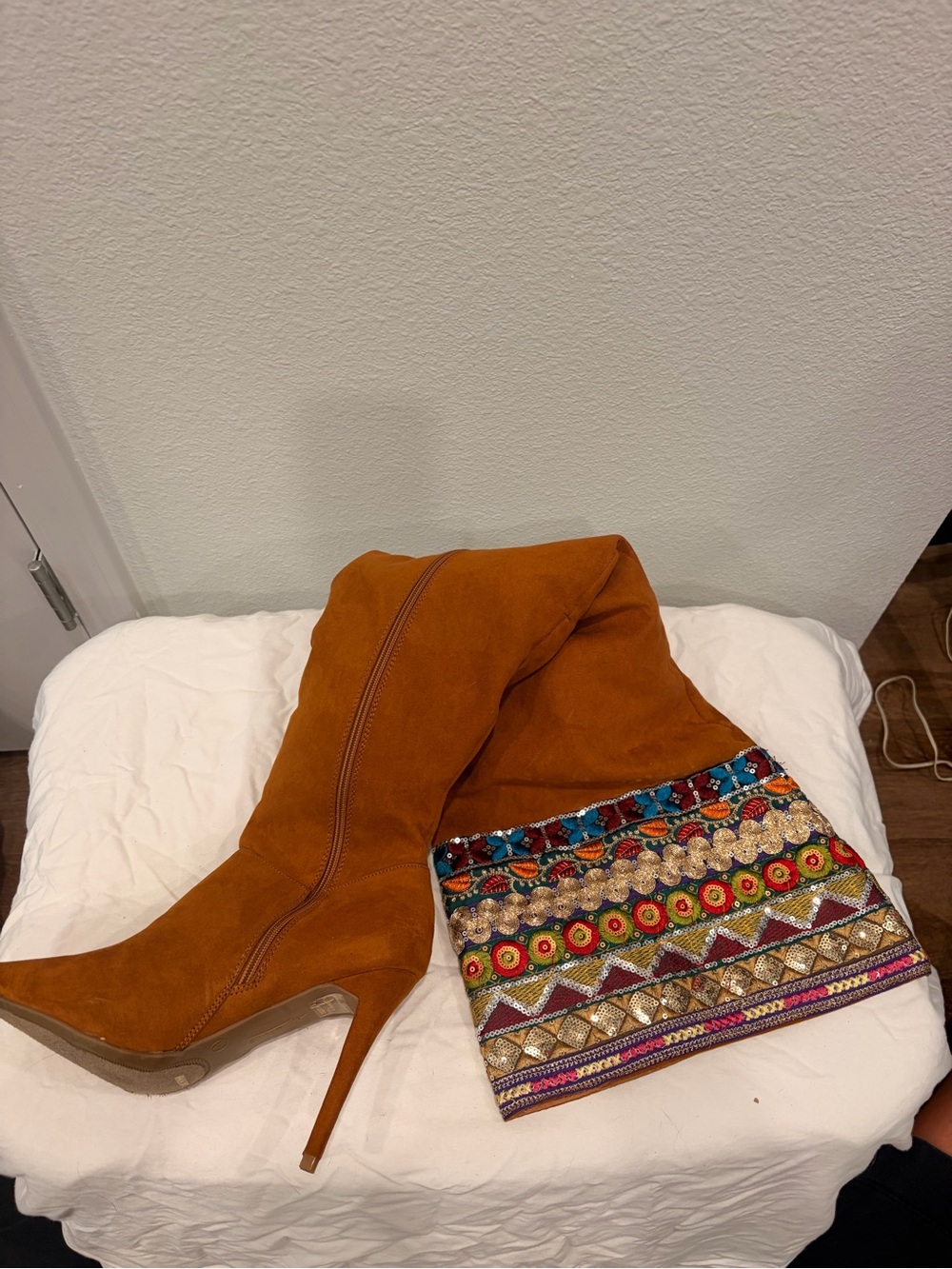 Women's Suede Pointed-Toe High Heel Boot With Boho Embroidery - Rust